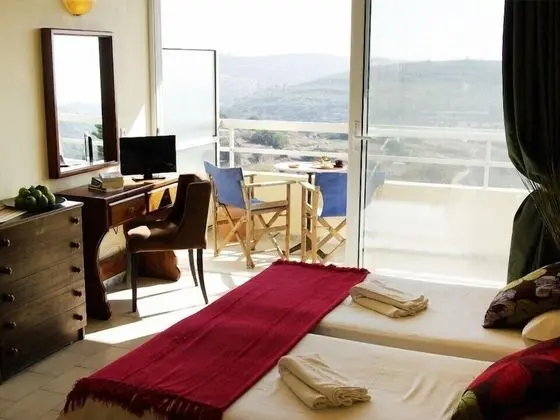 Üç Kişilik Oda, Dağ Manzaralı