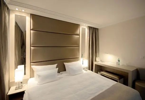 Superior Tek Büyük Yataklı Oda