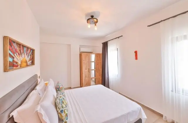 Suite, Bahçe Manzaralı, Balkonlu