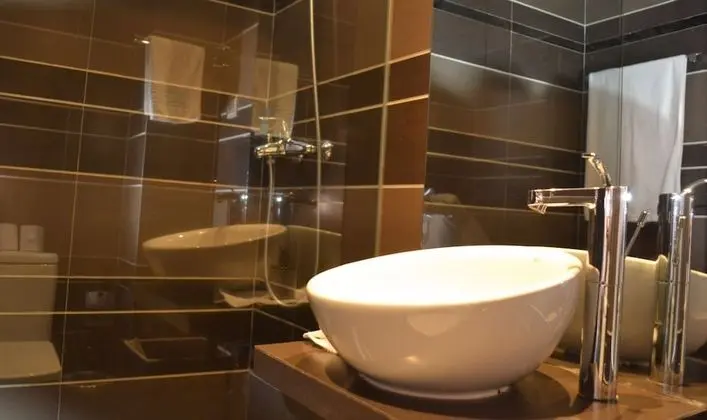 Tek Büyük Yataklı Oda, Şehir Manzaralı