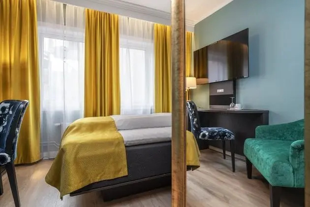 Standard Oda, 1 Büyük (Queen) Boy Yatak, Sigara İçilmez