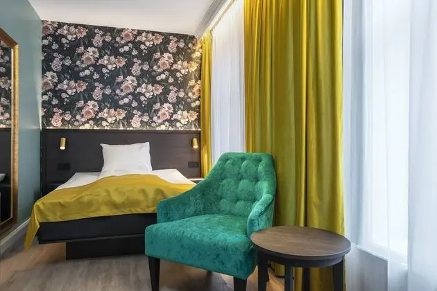 Standard Oda, 1 Büyük (Queen) Boy Yatak, Sigara İçilmez