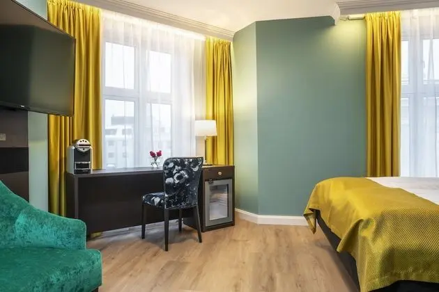 Superior Oda, Sigara İçilmez