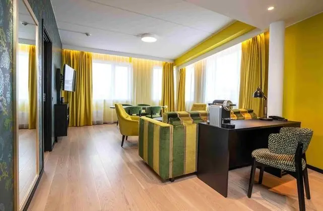 Süit, Sigara İçilmez