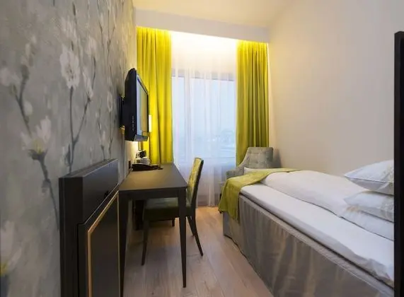 Tek Kişilik Oda, Sigara İçilmez (Small)