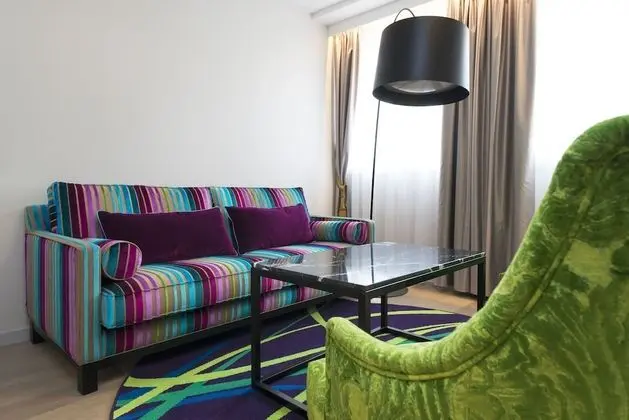 Business Oda, Sigara İçilmez