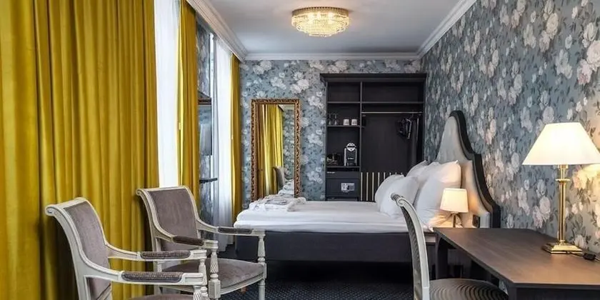 Deluxe Oda, Sigara İçilmez (Historical Building, No Elevator)