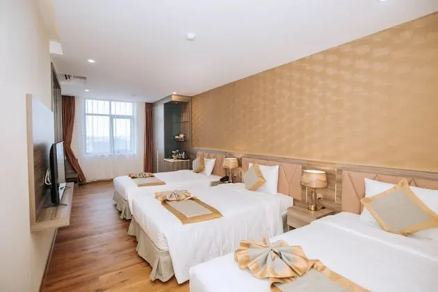Deluxe Üç Kişilik Oda