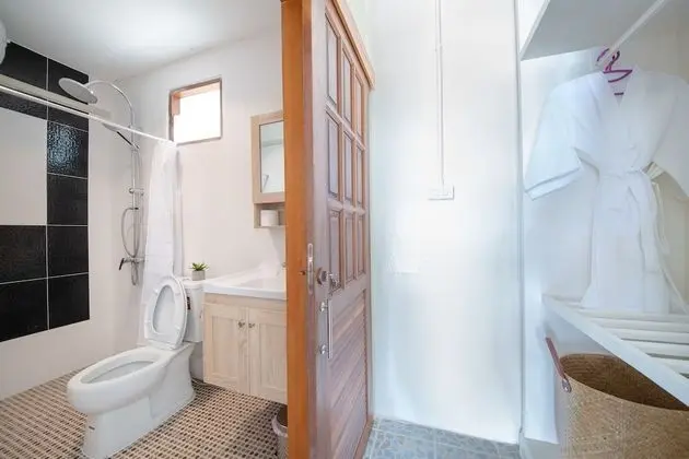 Deluxe Tek Büyük Yataklı Oda, 1 En Büyük (King) Boy Yatak, Plaj Manzaralı, Denize Sıfır