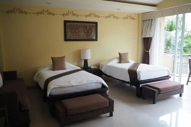 Studio twin bed