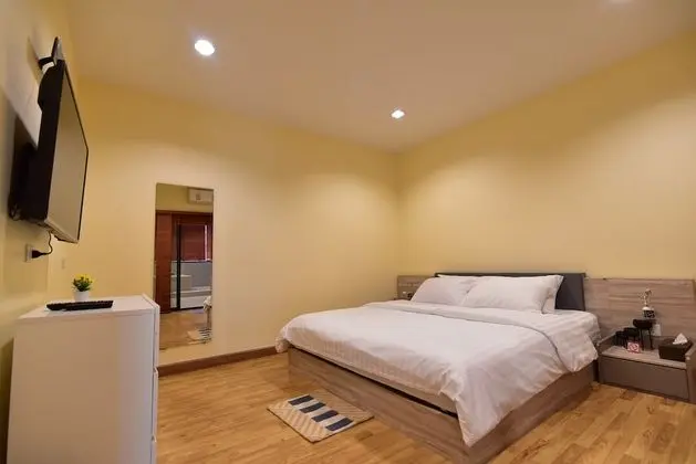 2-Bedroom Suite