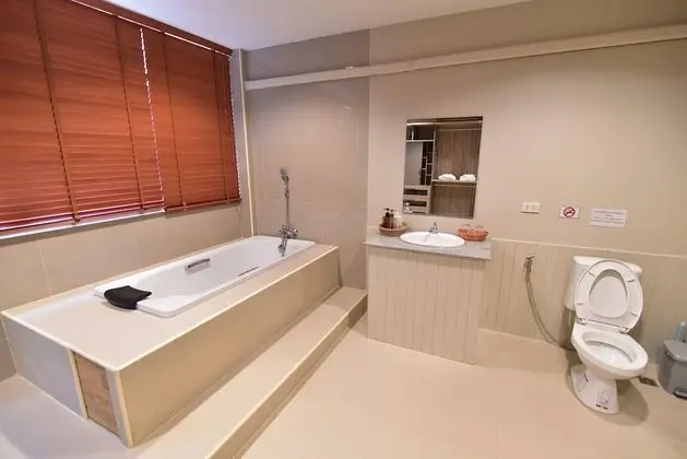 2-Bedroom Suite