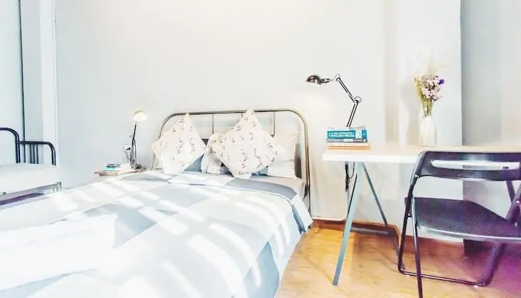 Design Çatı Katı (Loft), 1 Büyük (Queen) Boy Yatak ve Çekyat