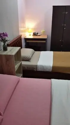 Üç Kişilik Oda