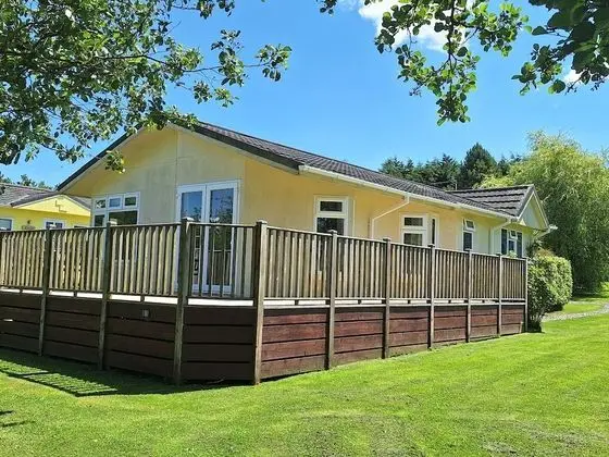 Bungalov, Birden Çok Yatak, Sigara İçilmez, Göl Manzaralı