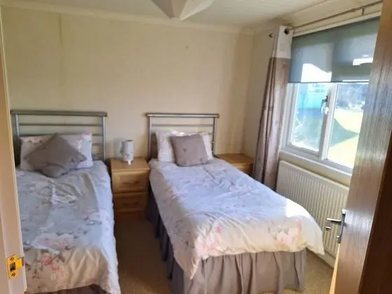 Bungalov, Birden Çok Yatak, Sigara İçilmez, Göl Manzaralı