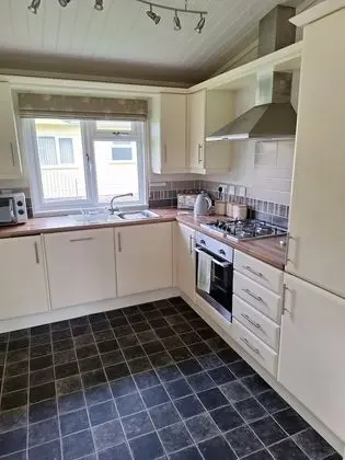 Bungalov, Birden Çok Yatak, Sigara İçilmez, Göl Manzaralı