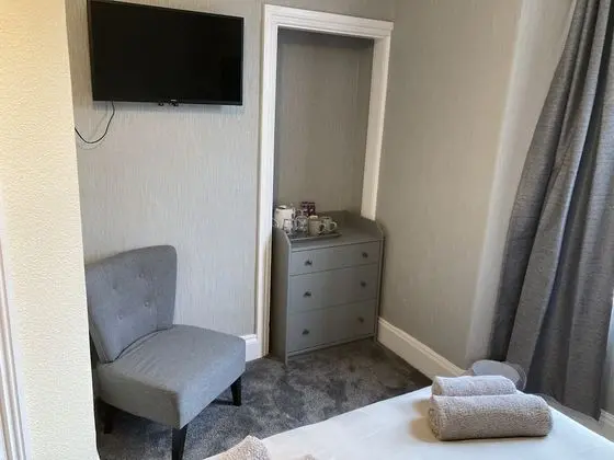 Comfort Tek Büyük Yataklı Oda