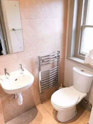 Junior Kır Evi