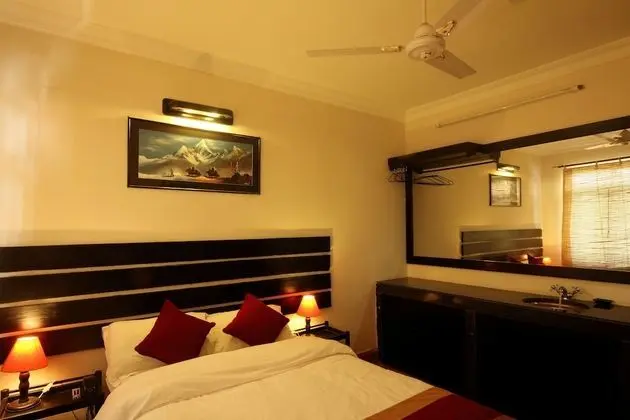 Deluxe Tek Kişilik Oda, Köşe