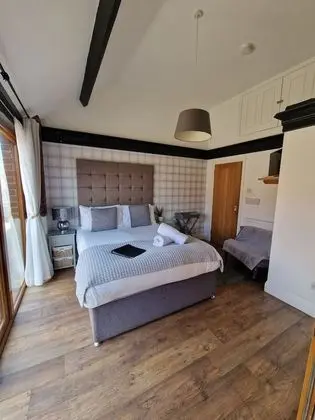 Luxury Tek Büyük Yataklı Oda, Banyolu/Duşlu