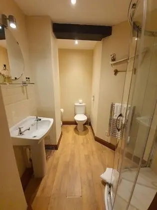 Luxury Tek Büyük Yataklı Oda, Banyolu/Duşlu