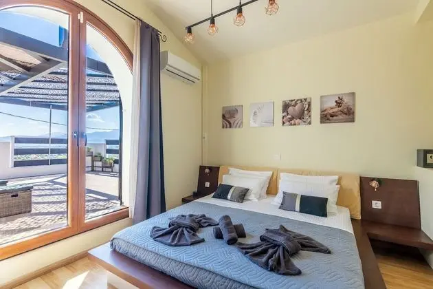 Villa, 4 Yatak Odası, Sıcak Su Havuzu