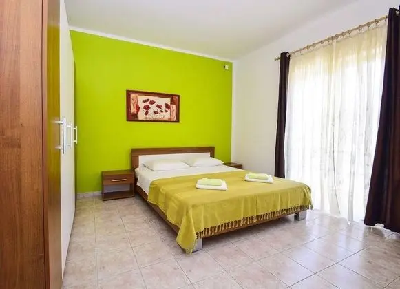 Apart Daire, 5 Yatak Odası, Balkon