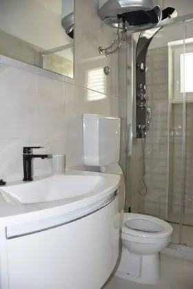 Apart Daire, 5 Yatak Odası, Balkon