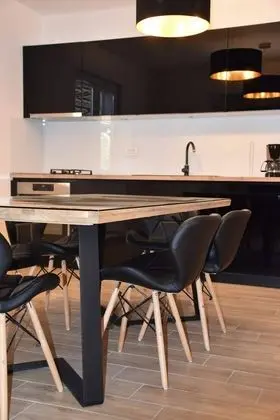 Apart Daire, 5 Yatak Odası, Balkon
