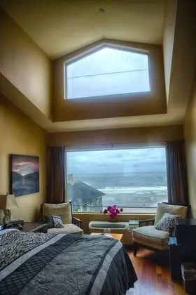 Standard Oda, 1 En Büyük (King) Boy Yatak ve Çekyat, Okyanus Manzaralı, Denize Bakan