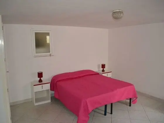 Apart Daire, 3 Yatak Odası, Sigara İçilebilir, Buzdolabı