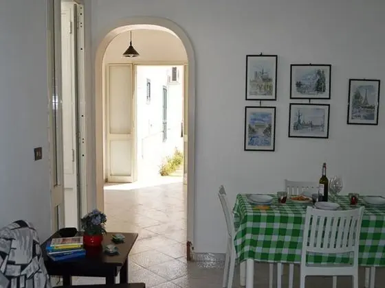 Apart Daire, 3 Yatak Odası, Sigara İçilebilir, Buzdolabı