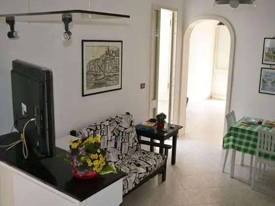 Apart Daire, 3 Yatak Odası, Sigara İçilebilir, Buzdolabı