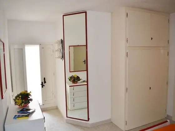 Apart Daire, 3 Yatak Odası, Sigara İçilebilir, Buzdolabı