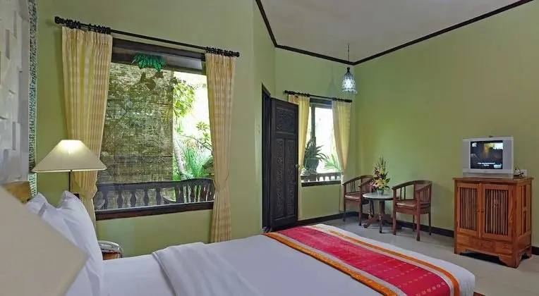 One Bedroom Deluxe Bungalow