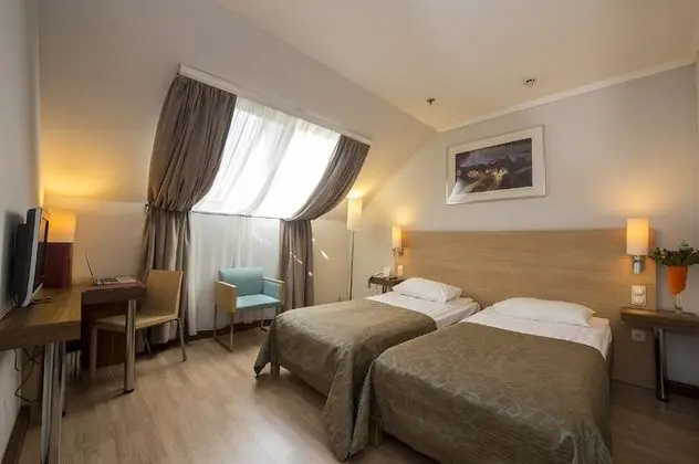 Comfort Tek Büyük veya İki Ayrı Yataklı Oda