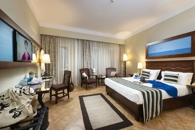 Premium Tek Büyük Yataklı Oda, Bahçe Manzaralı