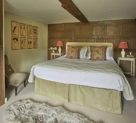 Kır Evi, Özel Banyo (Orchard House)