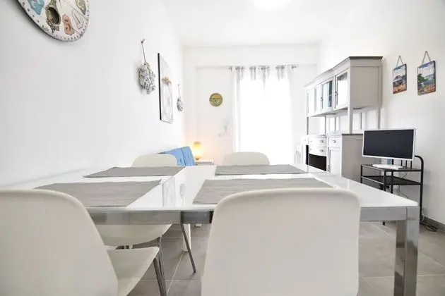 Apart Daire, 2 Yatak Odası (Golden Jubilee)