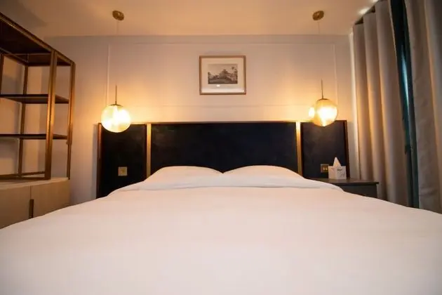 Deluxe Tek Büyük Yataklı Oda, Özel Banyo