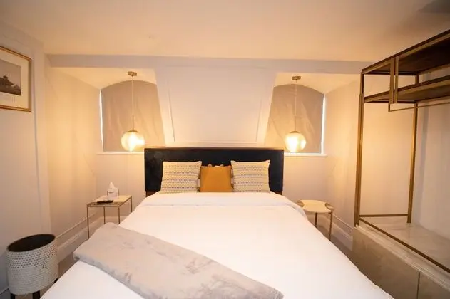 Deluxe Tek Büyük Yataklı Oda, Özel Banyo