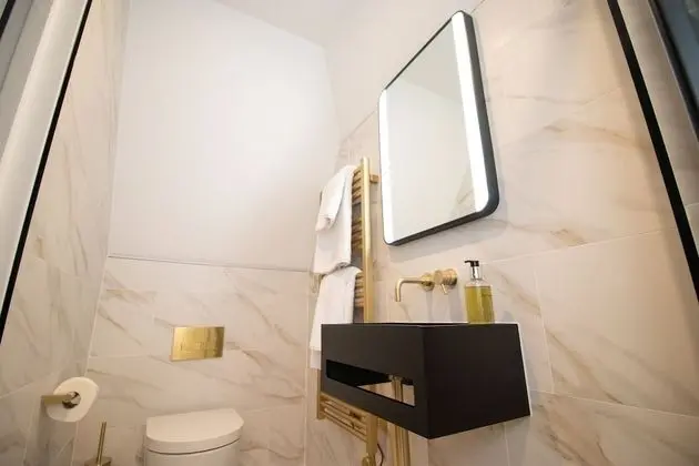 Deluxe Tek Büyük Yataklı Oda, Özel Banyo