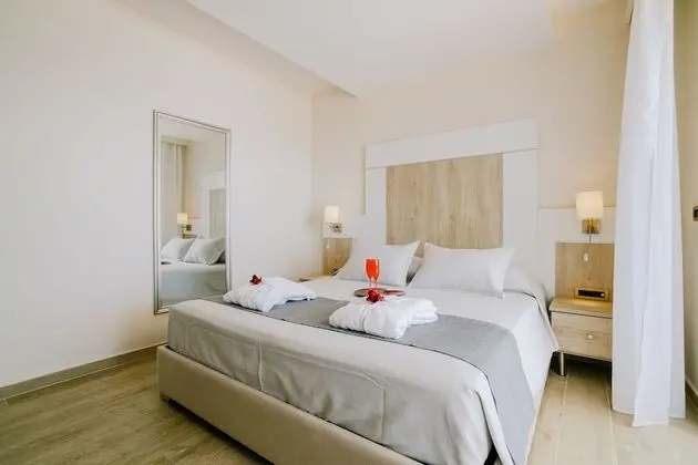 Villa, Birden Çok Yatak, Sigara İçilmez (Afrodite)