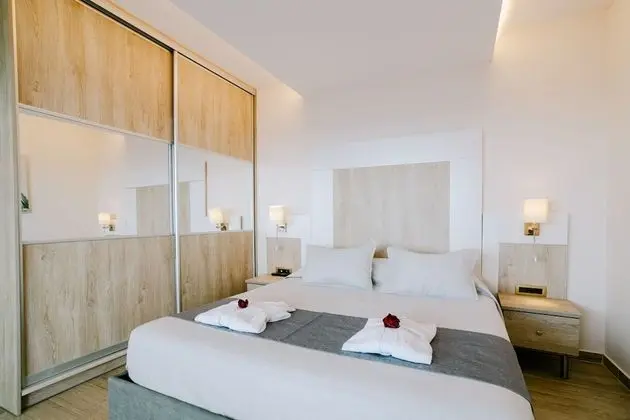 Villa, Birden Çok Yatak, Sigara İçilmez (Afrodite)