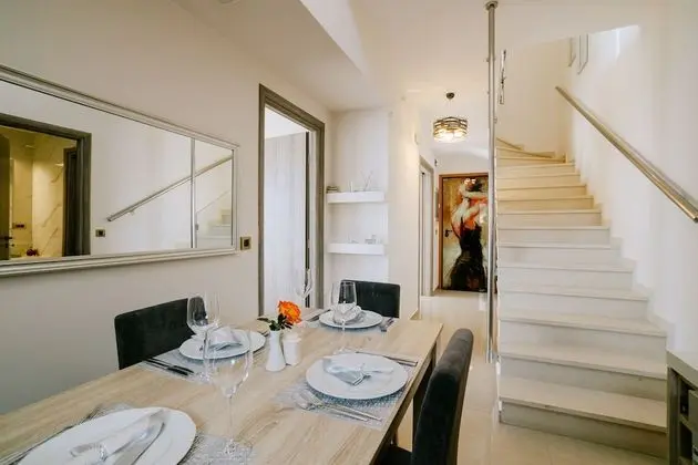Villa, Birden Çok Yatak, Sigara İçilmez (Afrodite)