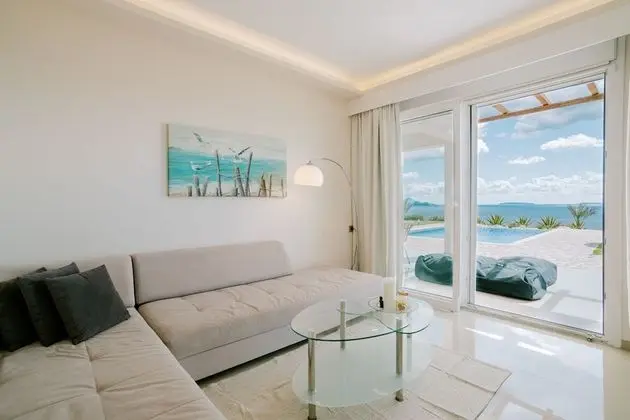 Villa, Birden Çok Yatak, Sigara İçilmez (Afrodite)