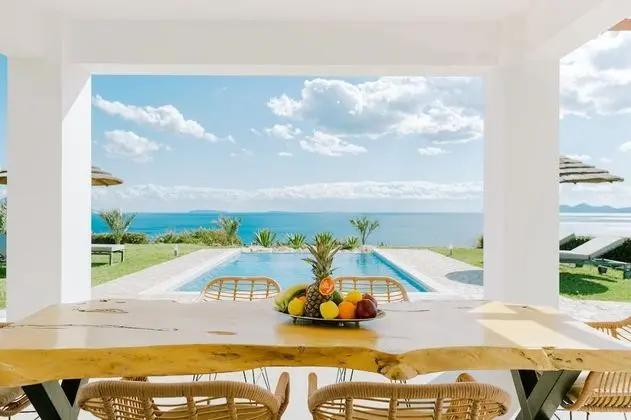 Villa, Birden Çok Yatak, Sigara İçilmez (Afrodite)