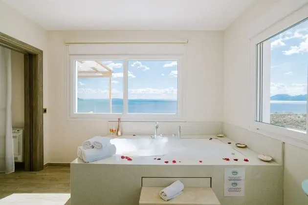 Villa, Birden Çok Yatak, Sigara İçilmez (Afrodite)