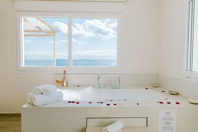 Villa, Birden Çok Yatak, Sigara İçilmez (Afrodite)